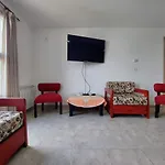 Departamento Céntrico con vista al Lago