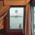 Giraluna Center depto con vista al lago en Bariloche