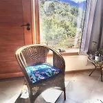 Casa Luminosa Y Confortable Rodeada De Naturaleza