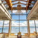 Alma Del Lago Suites&Spa