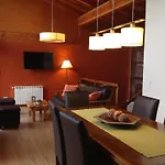 Maria Del Bosque Apart Hotel / Cabanas