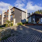 Los Robles Apart & Spa