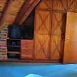 Casa familiar en el bosque