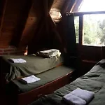 Casa familiar en el bosque