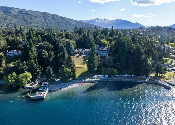 Rentup - Casa Nautica En Bariloche A Orillas Del Lago Nahuel Huapi