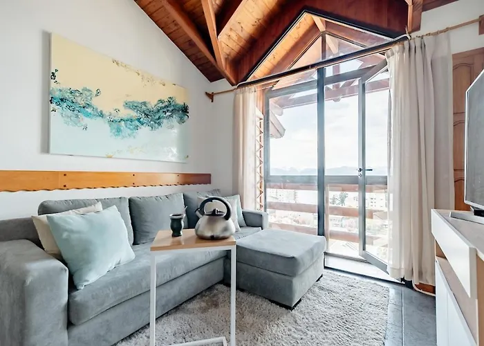 Penthouse Con Vista A Las Montanas Y Lago