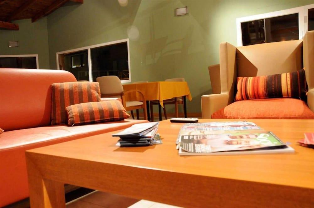 Aparthotel Robles &