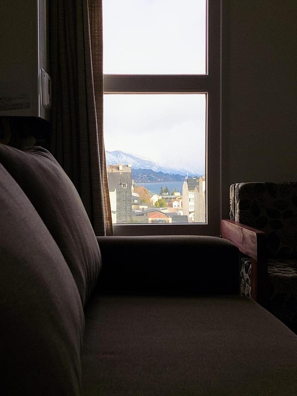 Departamento Céntrico Con Vista Al Lago Apartamento *