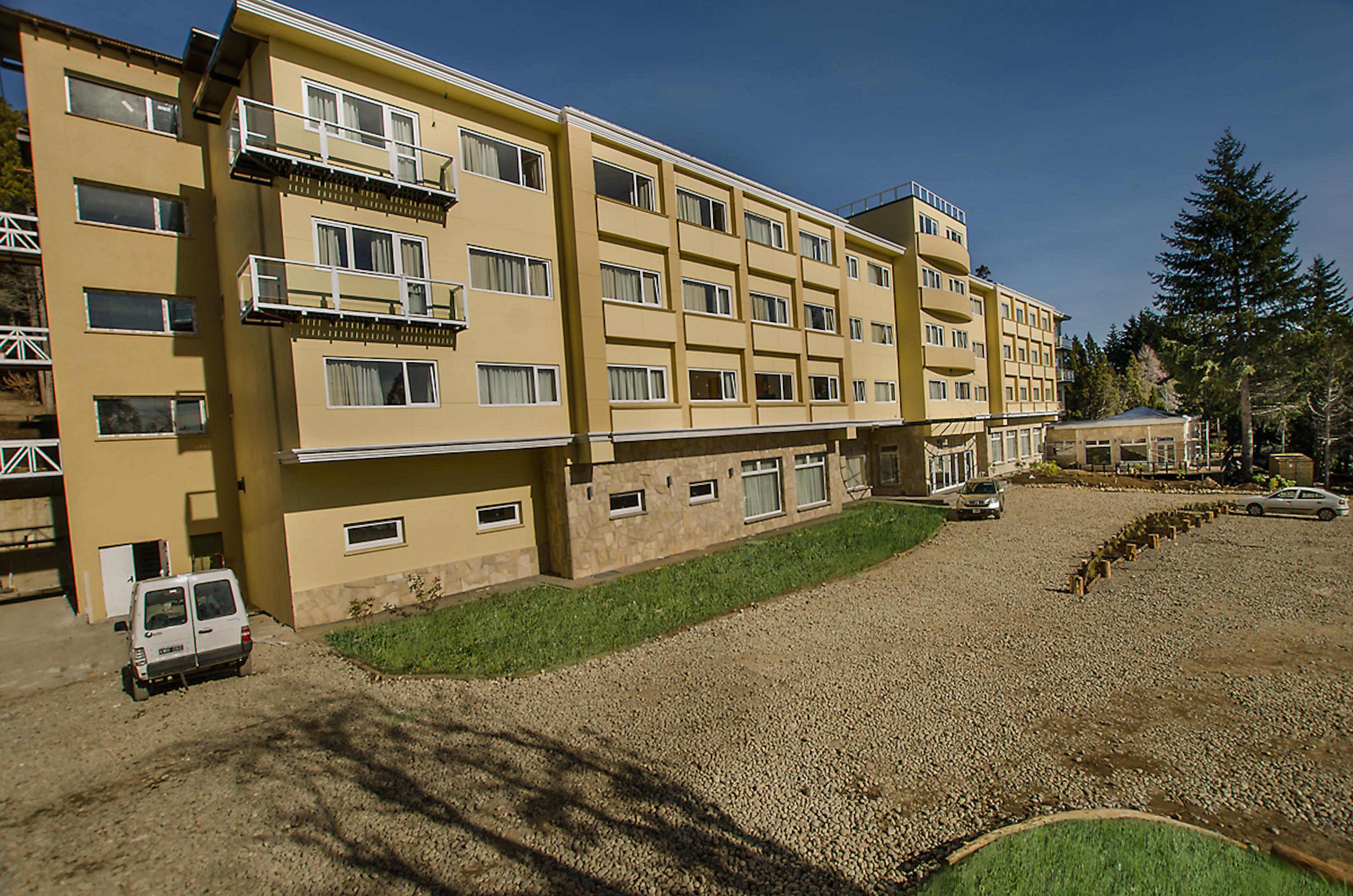 Hotel Huinid Pioneros 3*