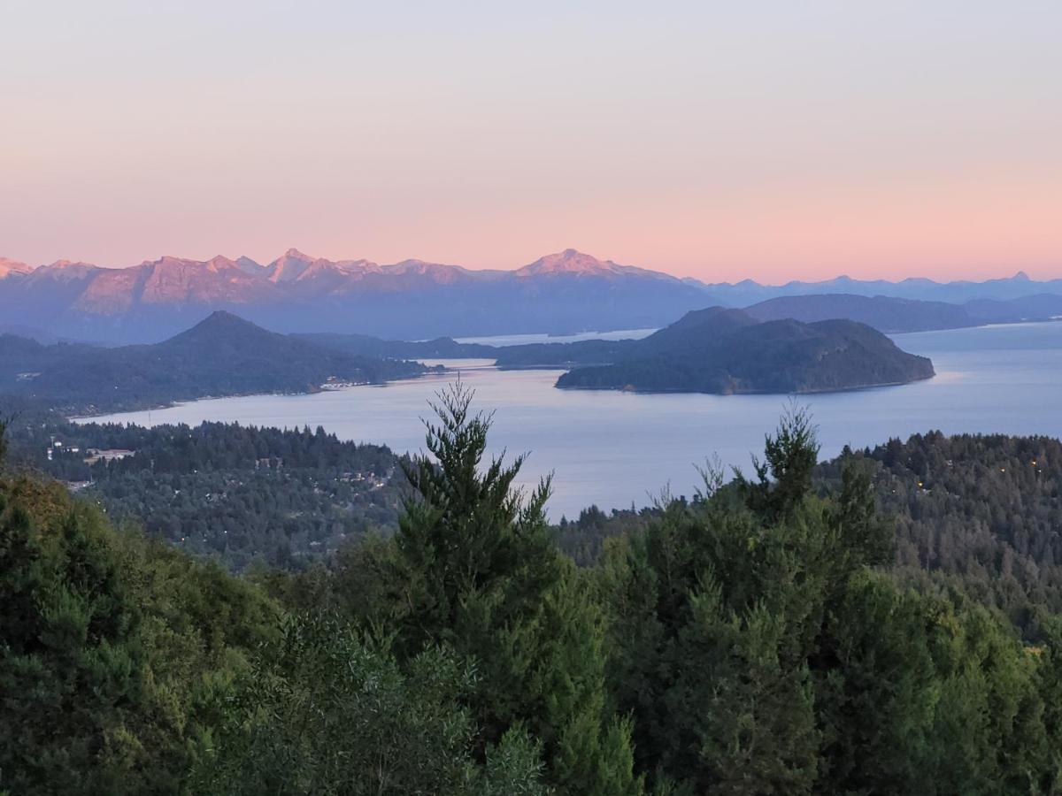 Chalet Con Increíble Vista Al Nahuel Huapi San Carlos de Bariloche