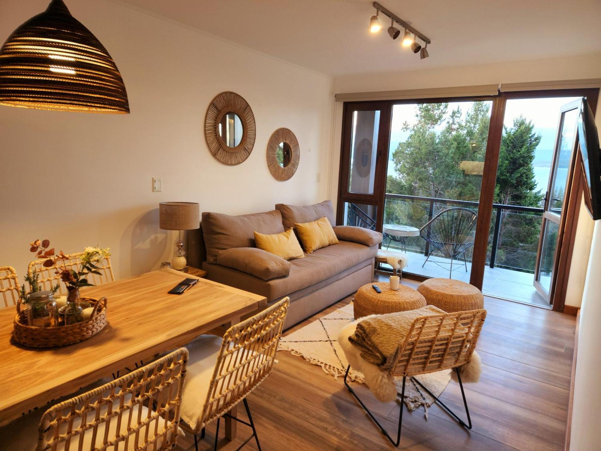 Departamento - Vista Y Bosque -