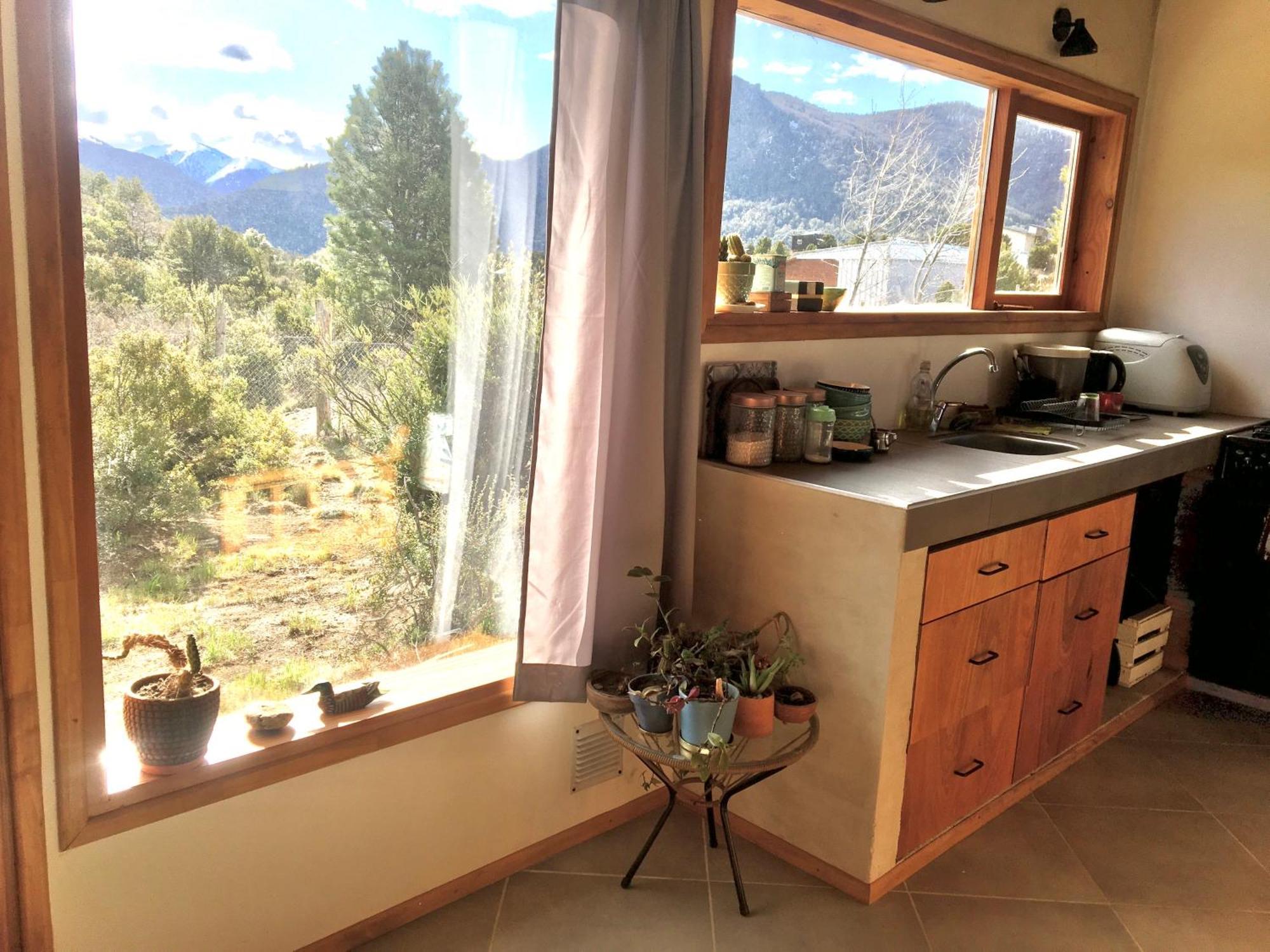 Casa Luminosa Y Confortable Rodeada De Naturaleza