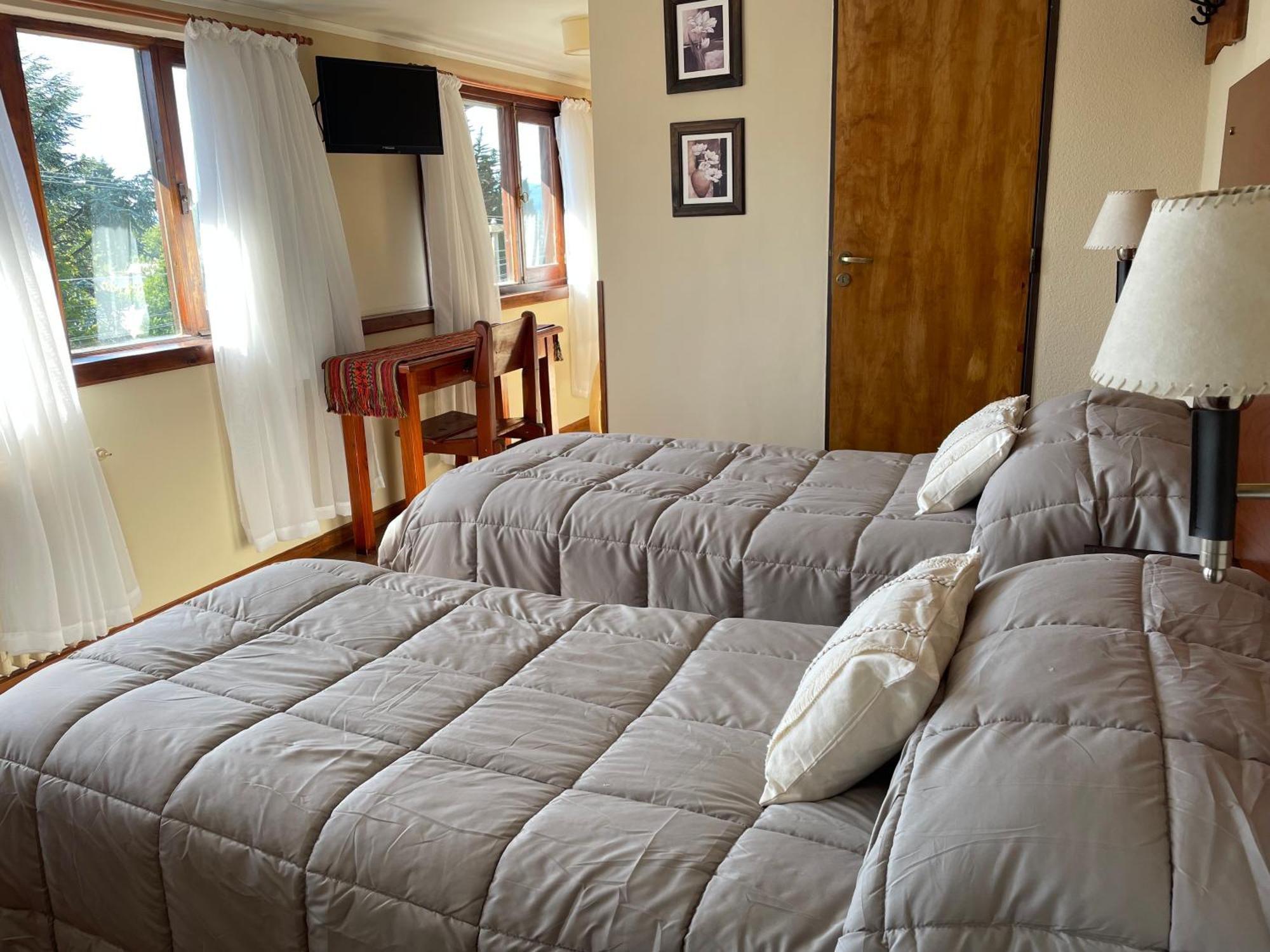 Le Charme Con Piscina Y Parking San Carlos de Bariloche