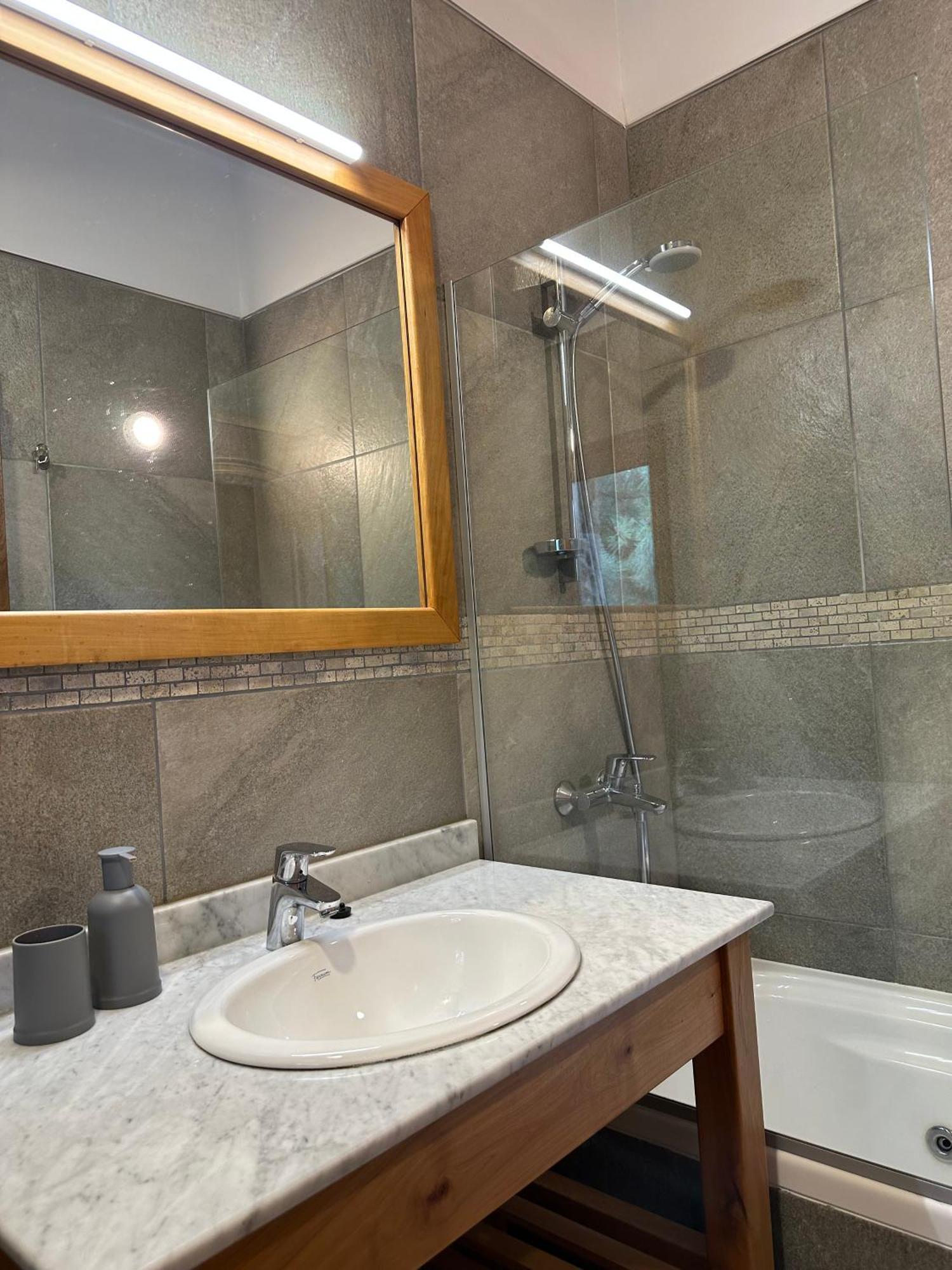 Departamento En Arelauquen Con Excelentes Vistas, Apartamento San Carlos de Bariloche