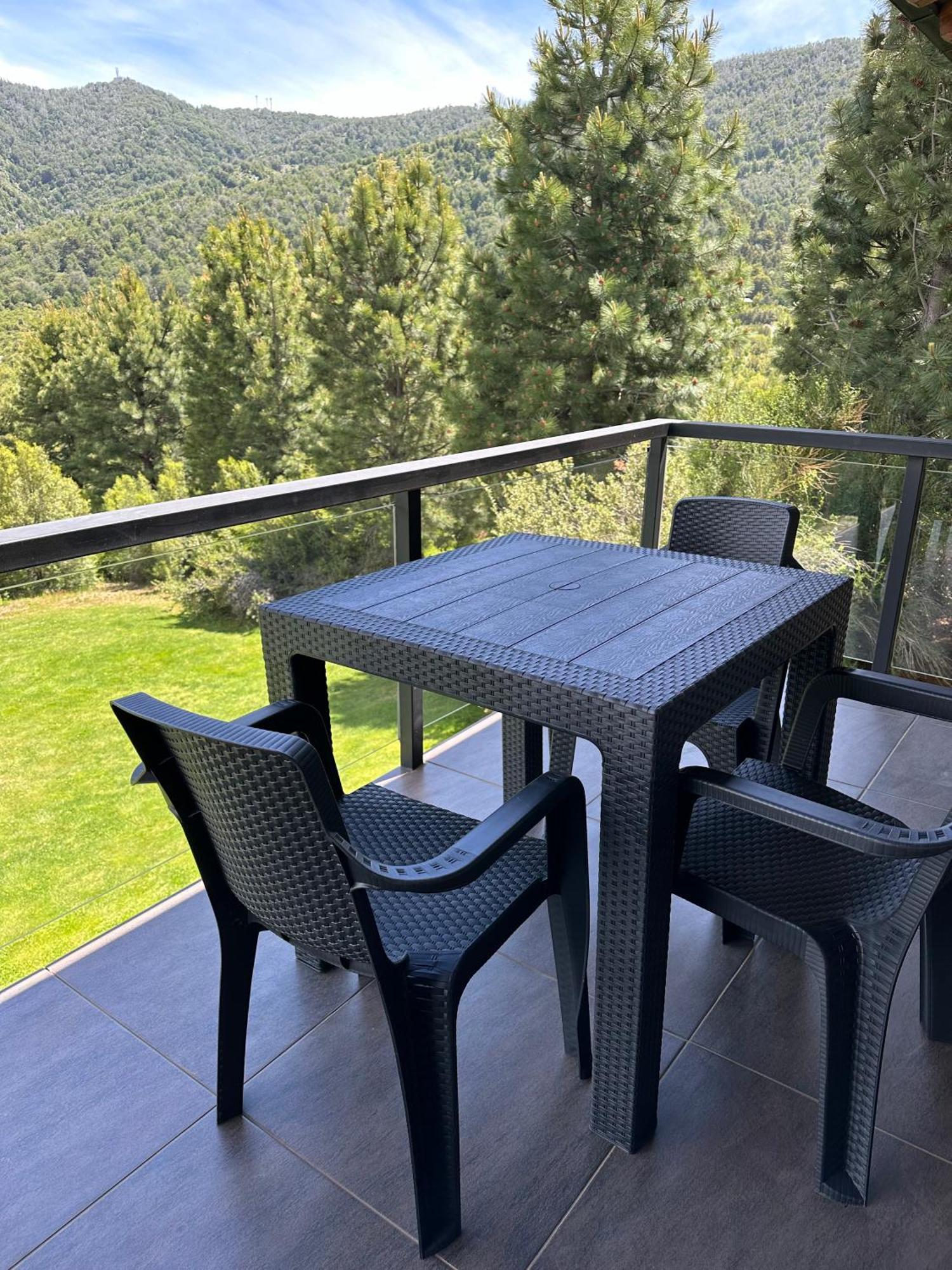 Apartamento Departamento En Arelauquen Con Excelentes Vistas, *