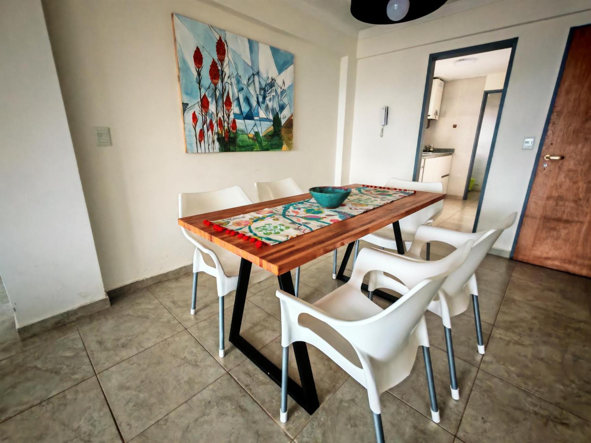 A4- Departamento Centrico, Amplio Y Con Hermosa Vista Al Lago! *