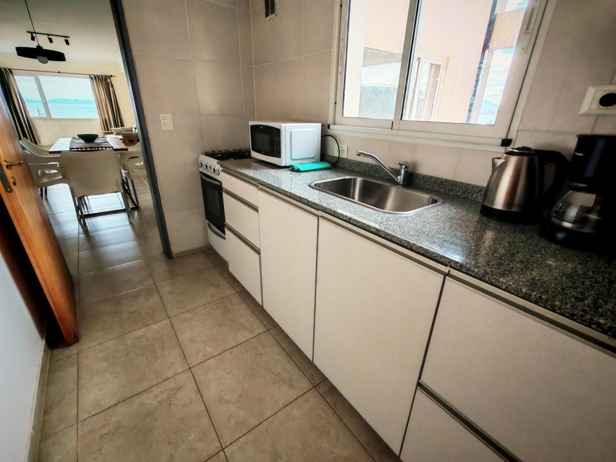 A4- Departamento Centrico, Amplio Y Con Hermosa Vista Al Lago! Apartamento