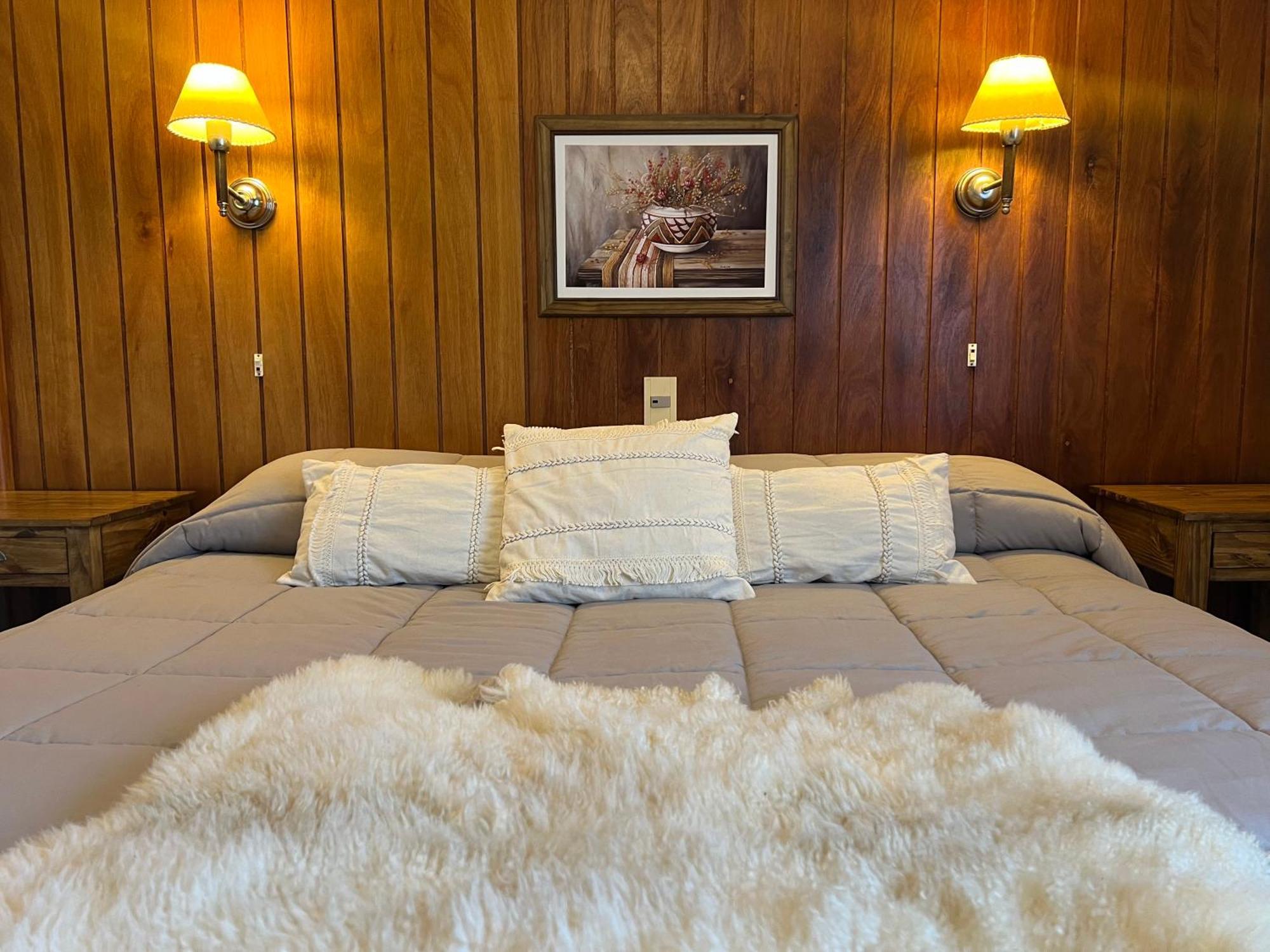 Hotel Le Charme Con Piscina Y Parking 3*