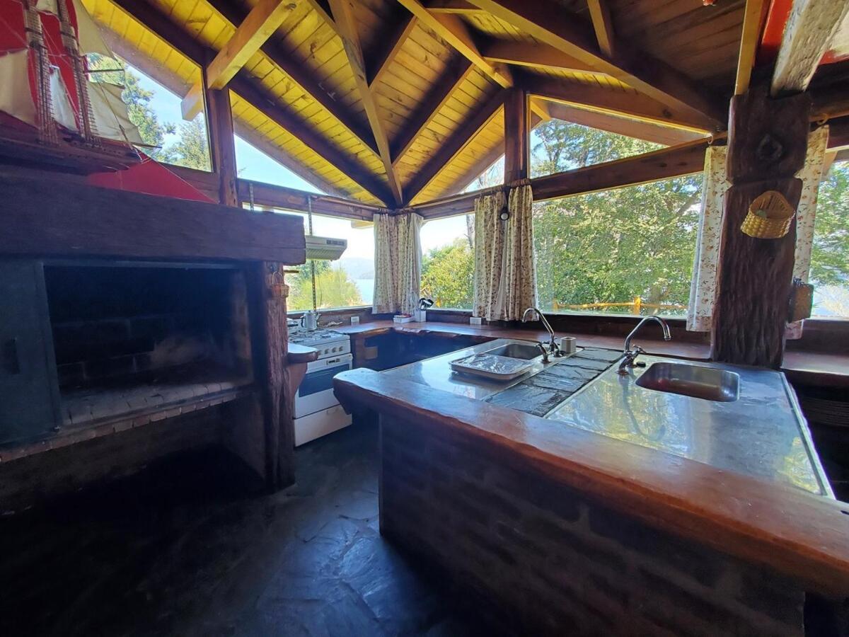 Exclusive Cabin On The Lake San Carlos de Bariloche
