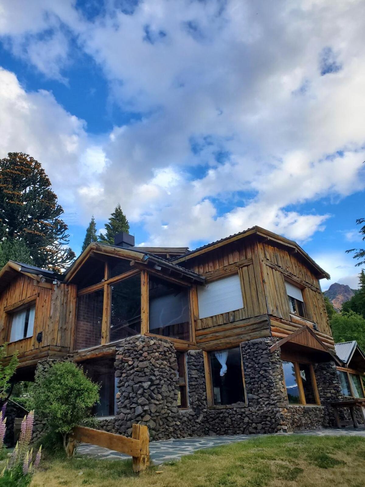 Exclusive Cabin On The Lake Сasa de vacaciones San Carlos de Bariloche