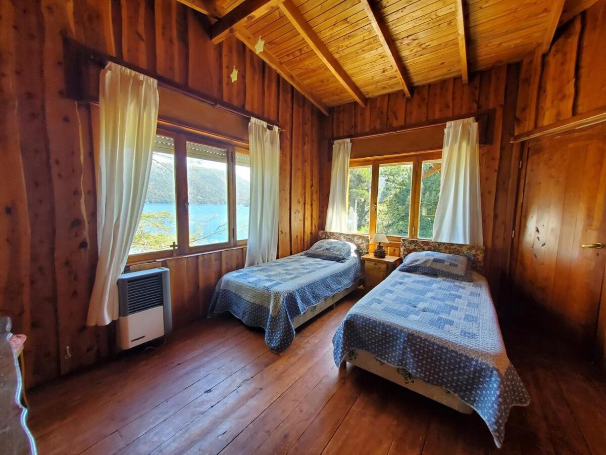 Exclusive Cabin On The Lake San Carlos de Bariloche
