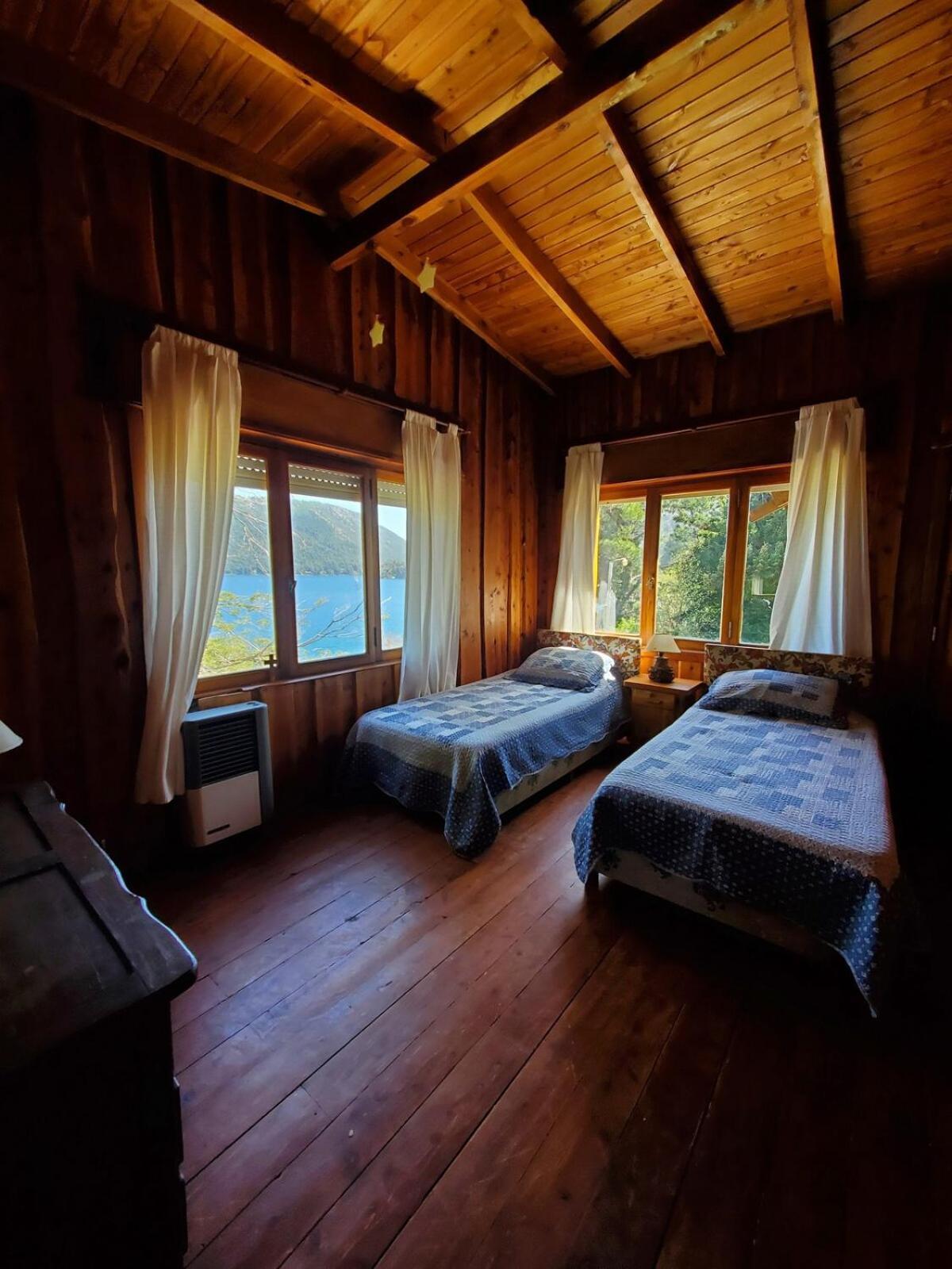 Exclusive Cabin On The Lake Сasa de vacaciones San Carlos de Bariloche