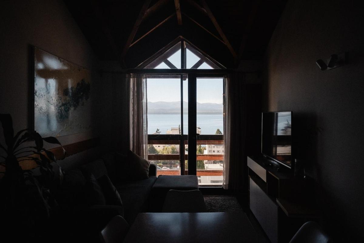 Penthouse Con Vista A Montanas Y