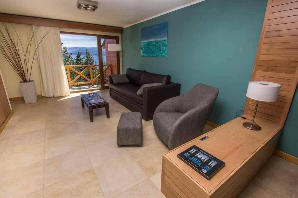 Robles & Aparthotel