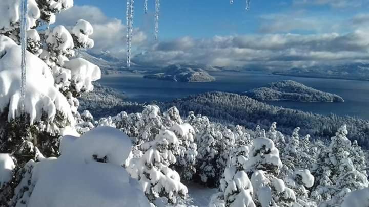 Con Increíble Vista Al Nahuel Huapi Chalet