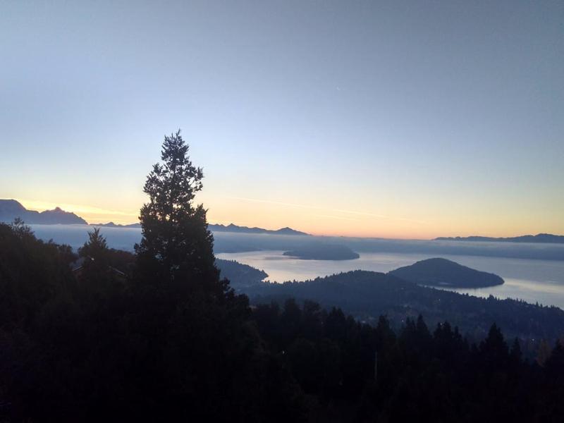 Con Increíble Vista Al Nahuel Huapi Chalet