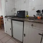 mirando el lago