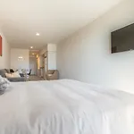 Departamento Con Cochera Incluida. Centro Bariloche