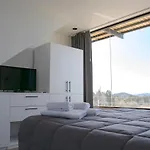 V&P Apt