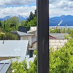 Departamento Con Vista Al Lago Y Cerros