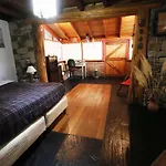 Casa De Montana