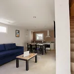 Duplex Del Este