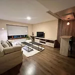 Rolando Apartments