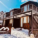 Moon Box