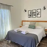Moderno Monoambiente Botanico 1