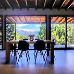 Casa Con Vista Al Lago Y Cerros
