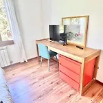 Casa Grande Con Jardin