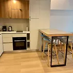 Del Centro Aparts