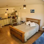 Estudio Peutren, Ubicacion Y Tranquilidad