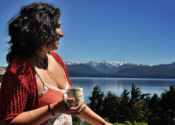 Deleitate Con Las Vistas Al Lago Y Montanas En El Centro De Bariloche