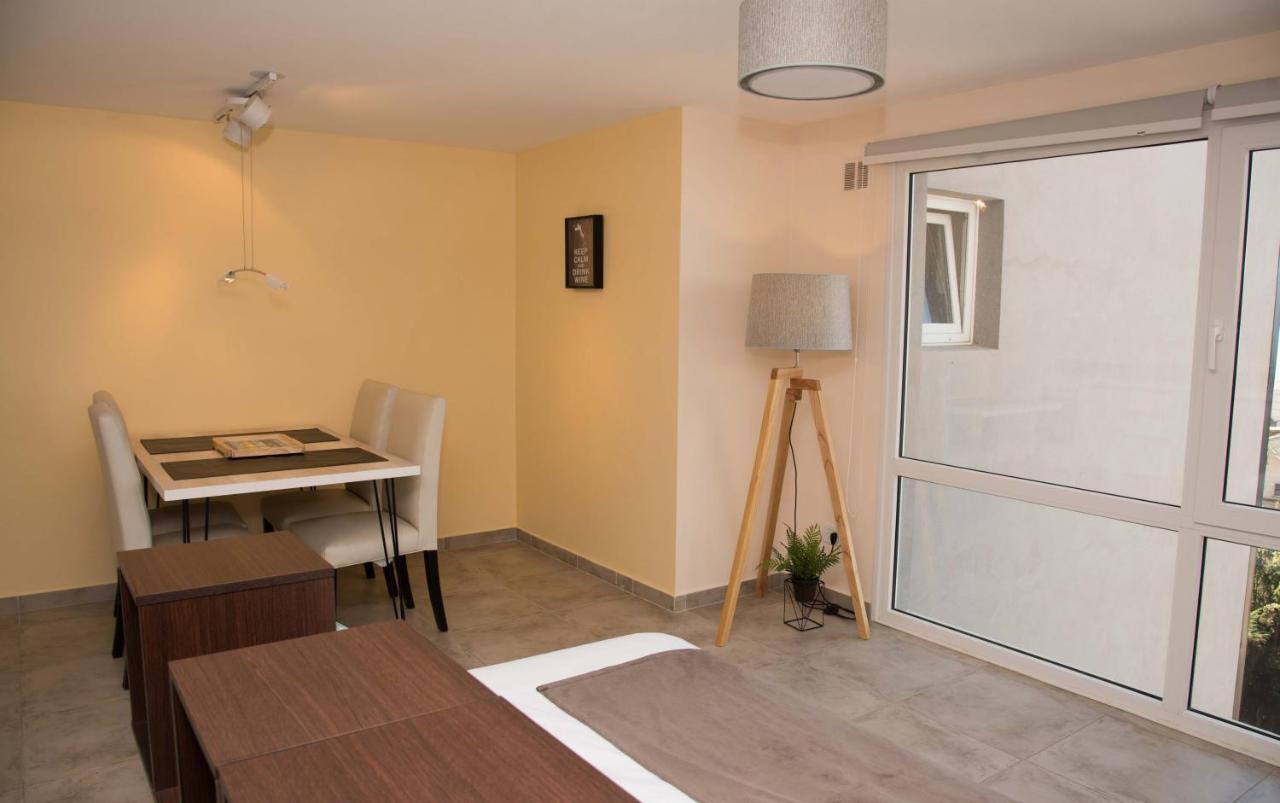 Apartment Depto Con Cochera Piu Bella Vista *