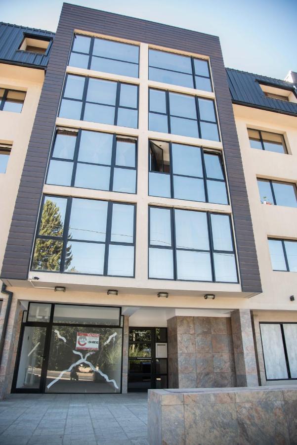 Apartamento Depto Con Cochera Di Legno