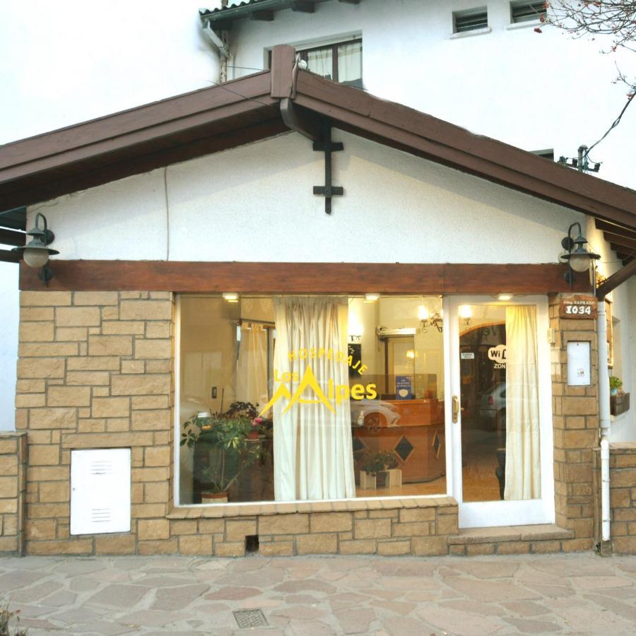 Hotel Alpes *