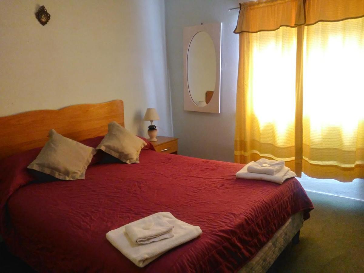 Residencial Sissus Hotel económico