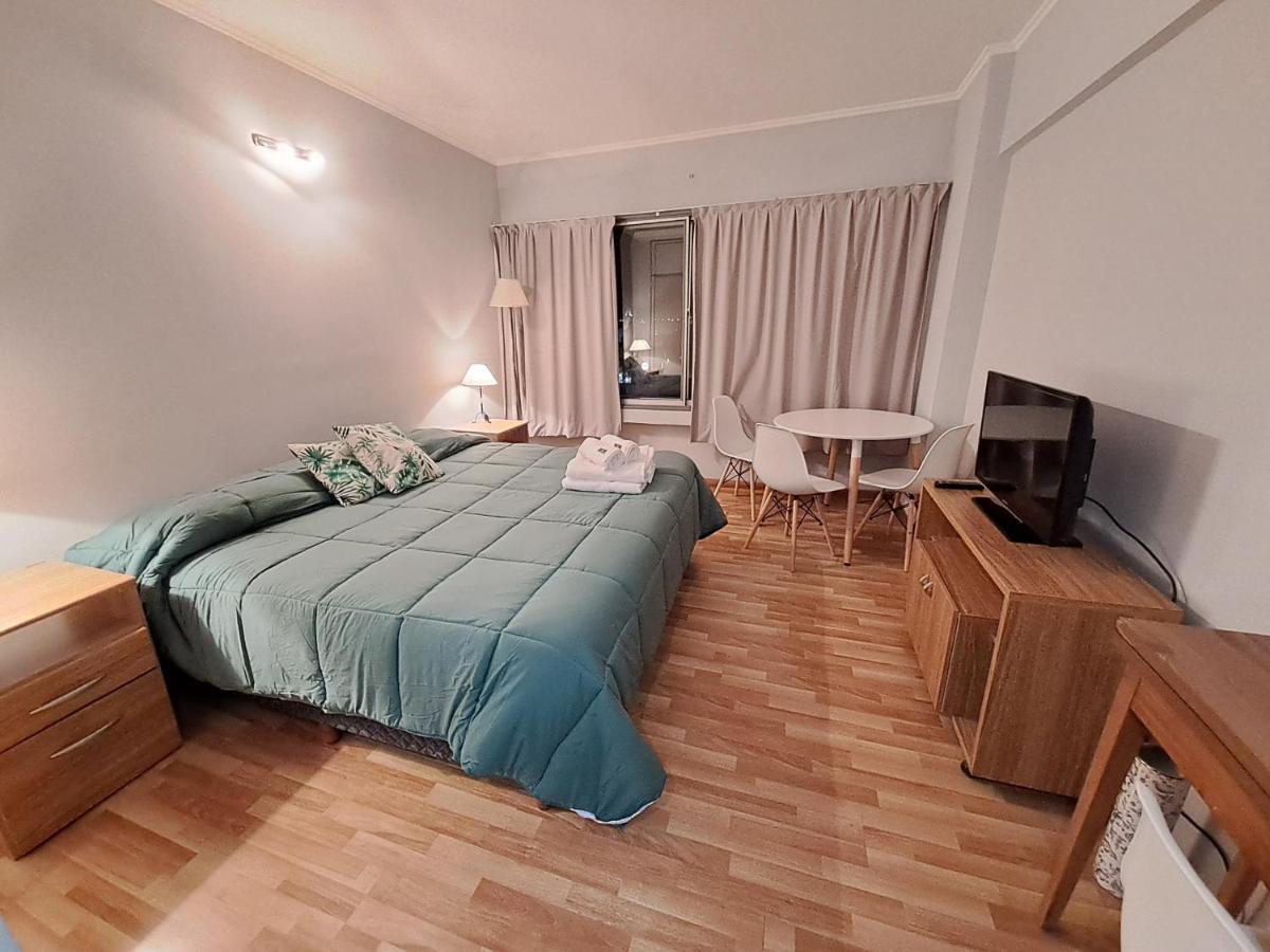 Center 208 - *