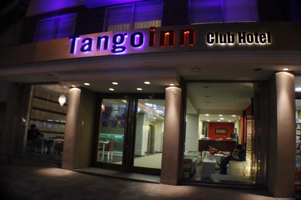 Tango Hotel 2*